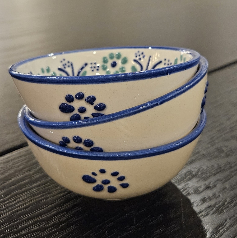 Set of 3 beautiful blue patterned mini bowls